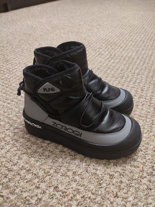 Ботинки дутики зимові чоловічі (унісекс) на штуч.хутрі 39 розміру