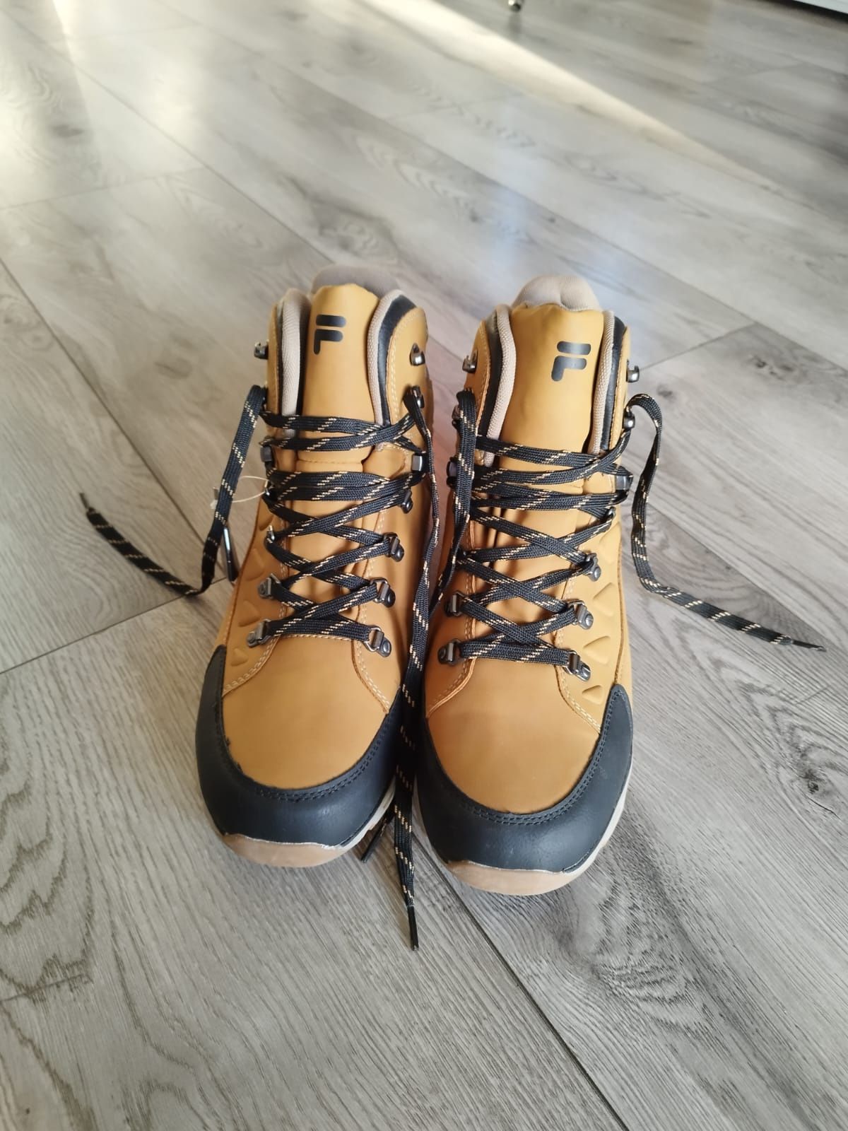 R.44 Fila trapery męskie buty zima