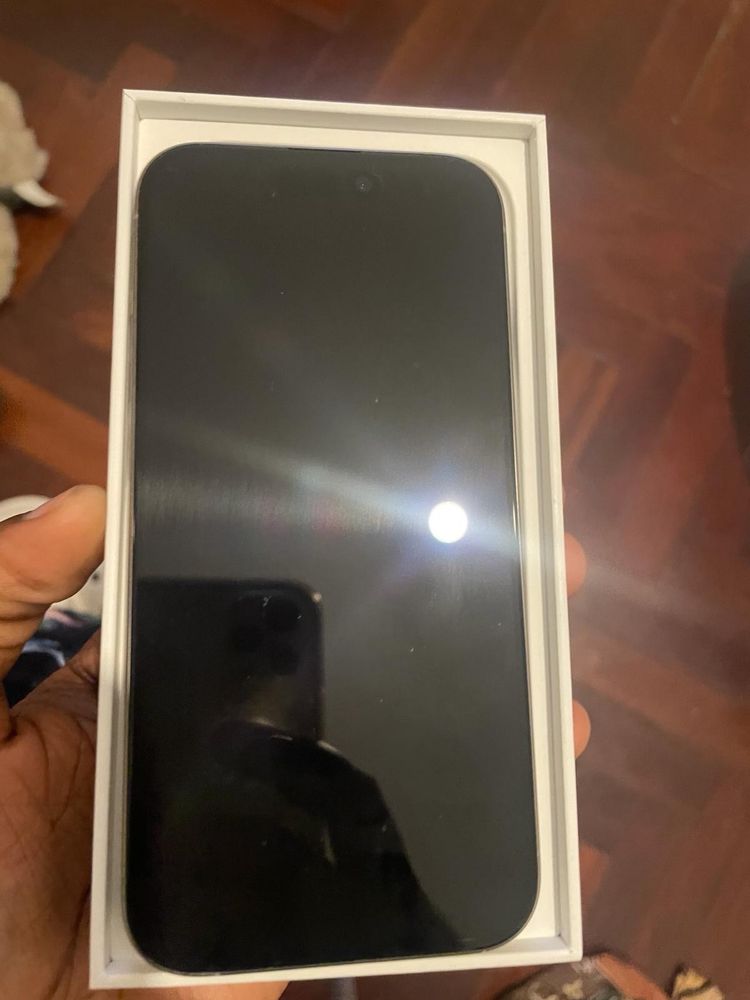 Iphone 15 pro, dois meses de uso 256 GB