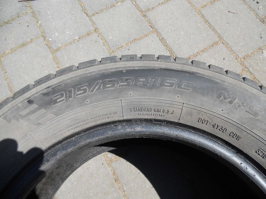 Opony R16 C 215 x 65