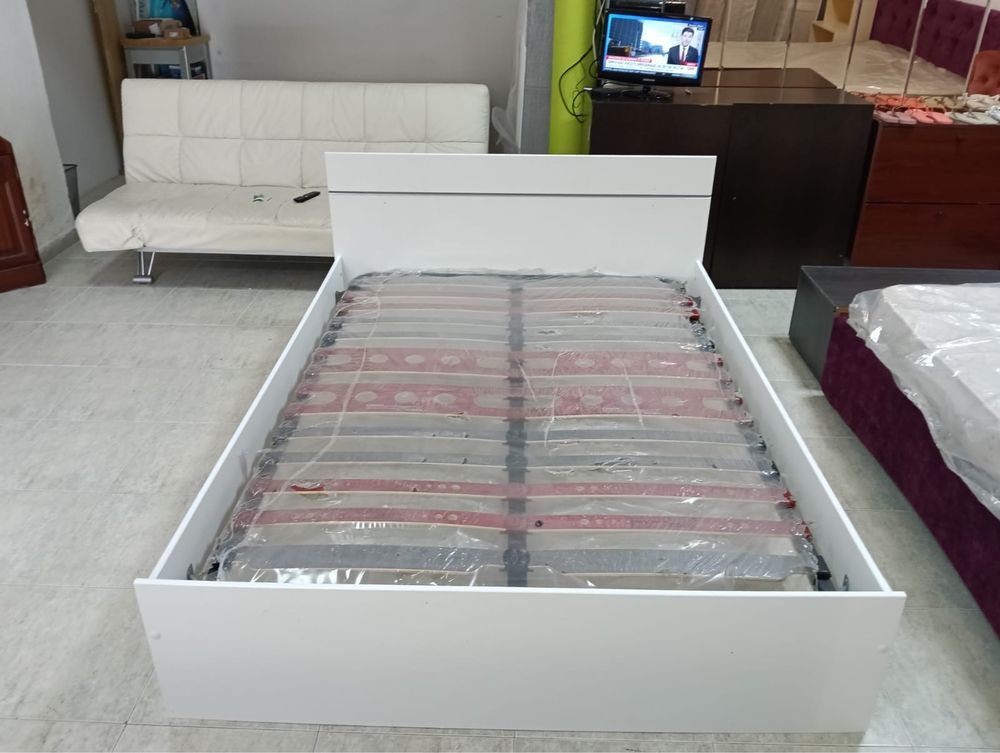 Cama nova com colchao