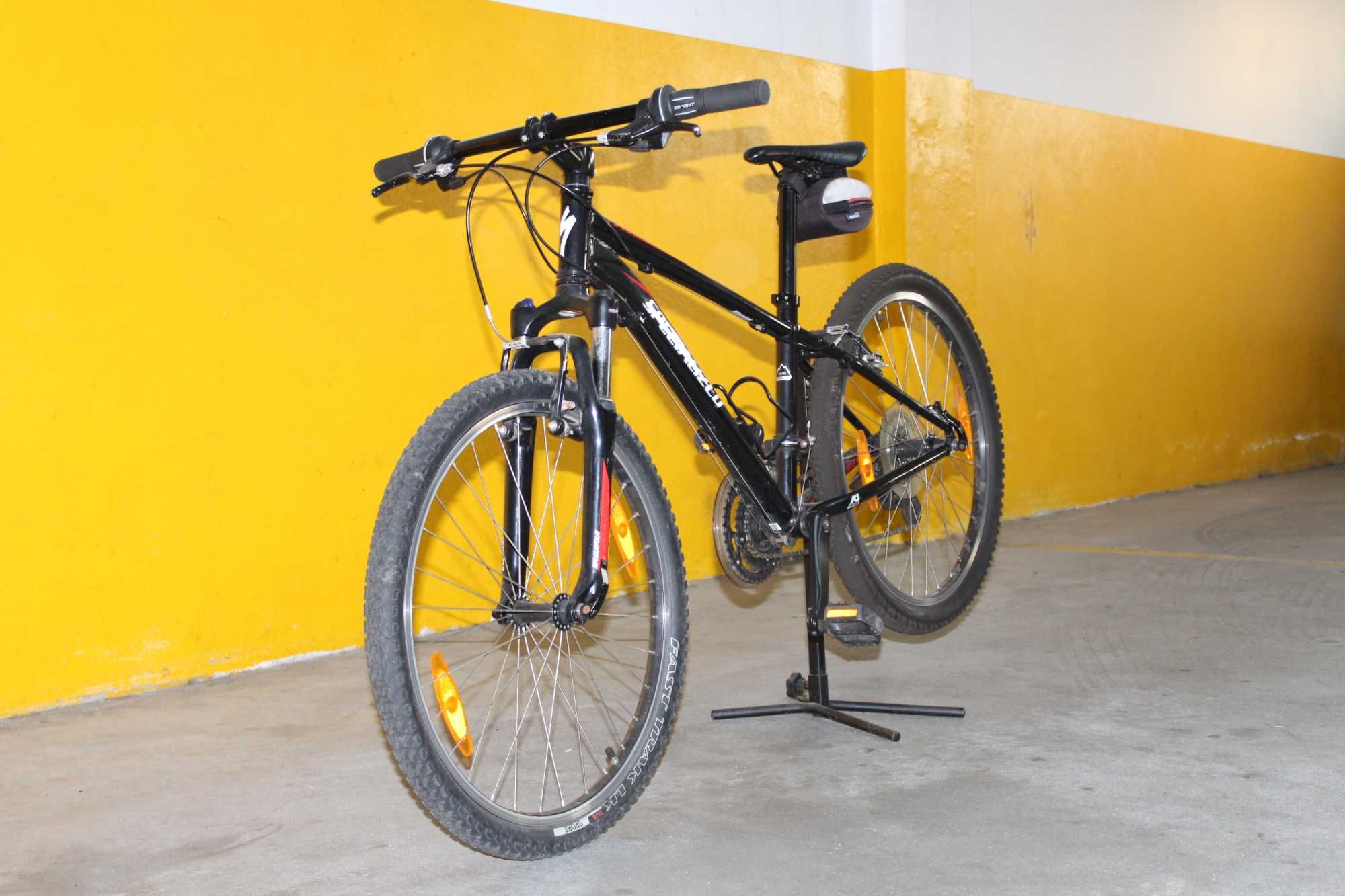 Bicicleta Specialized como nova