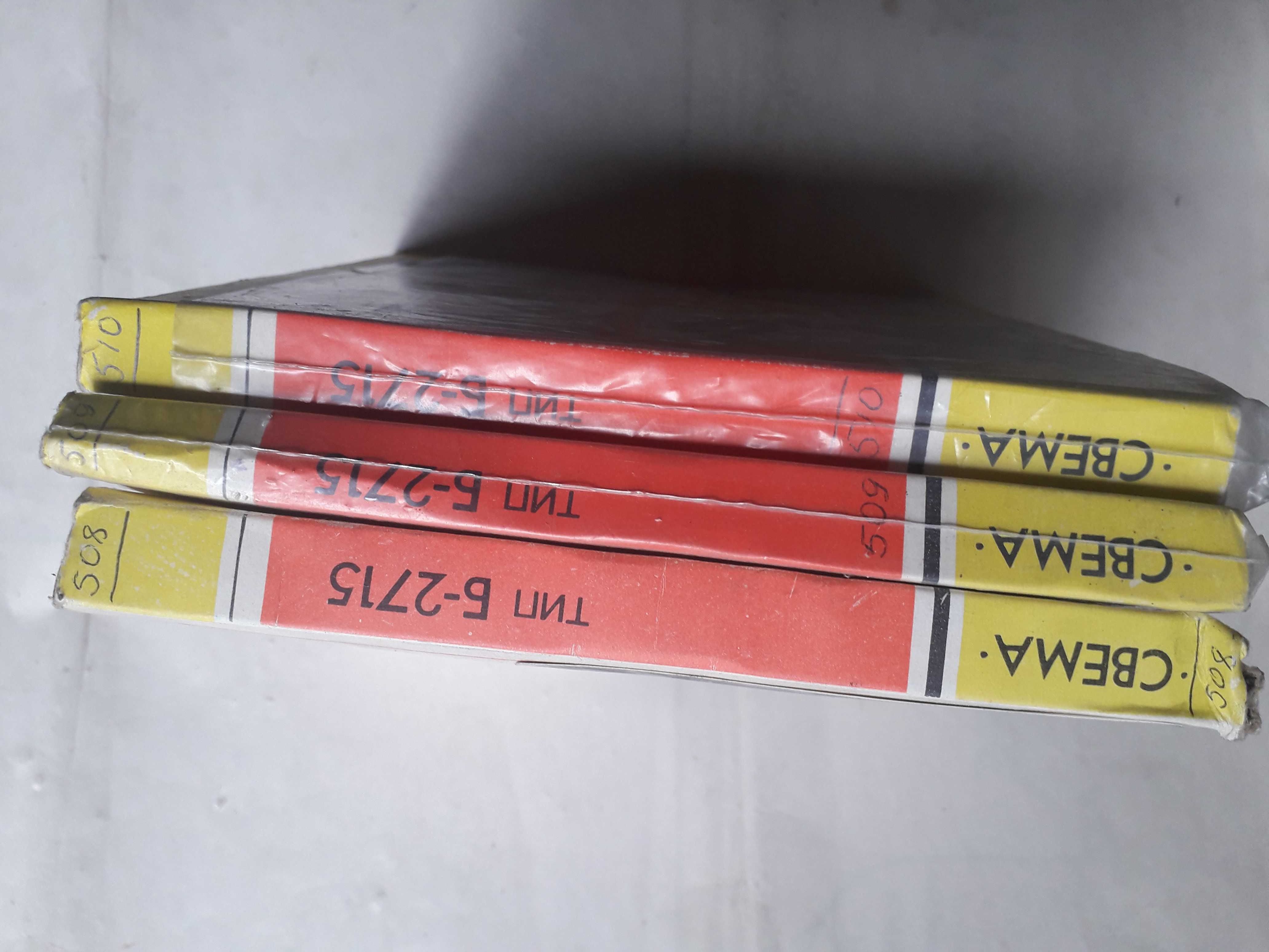 Бобина для магнитофона (Лента магнитная Свема )550м) Цветная катушка