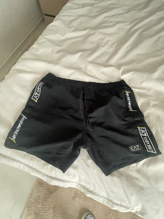 Spodenki Emporio Armani r. XL nowe.