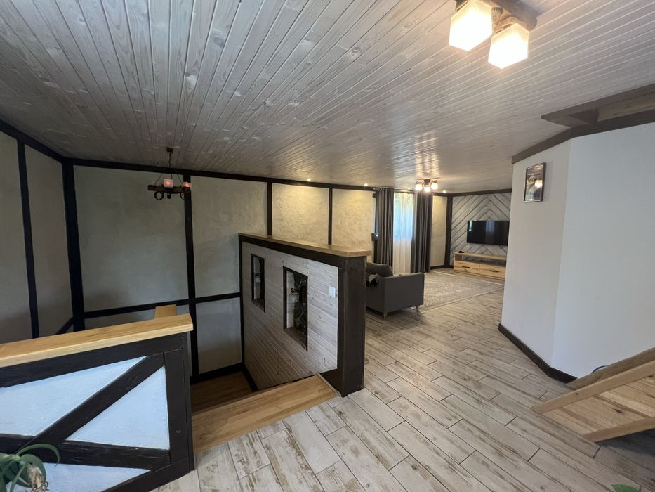 Продаж будинку, Ліщин