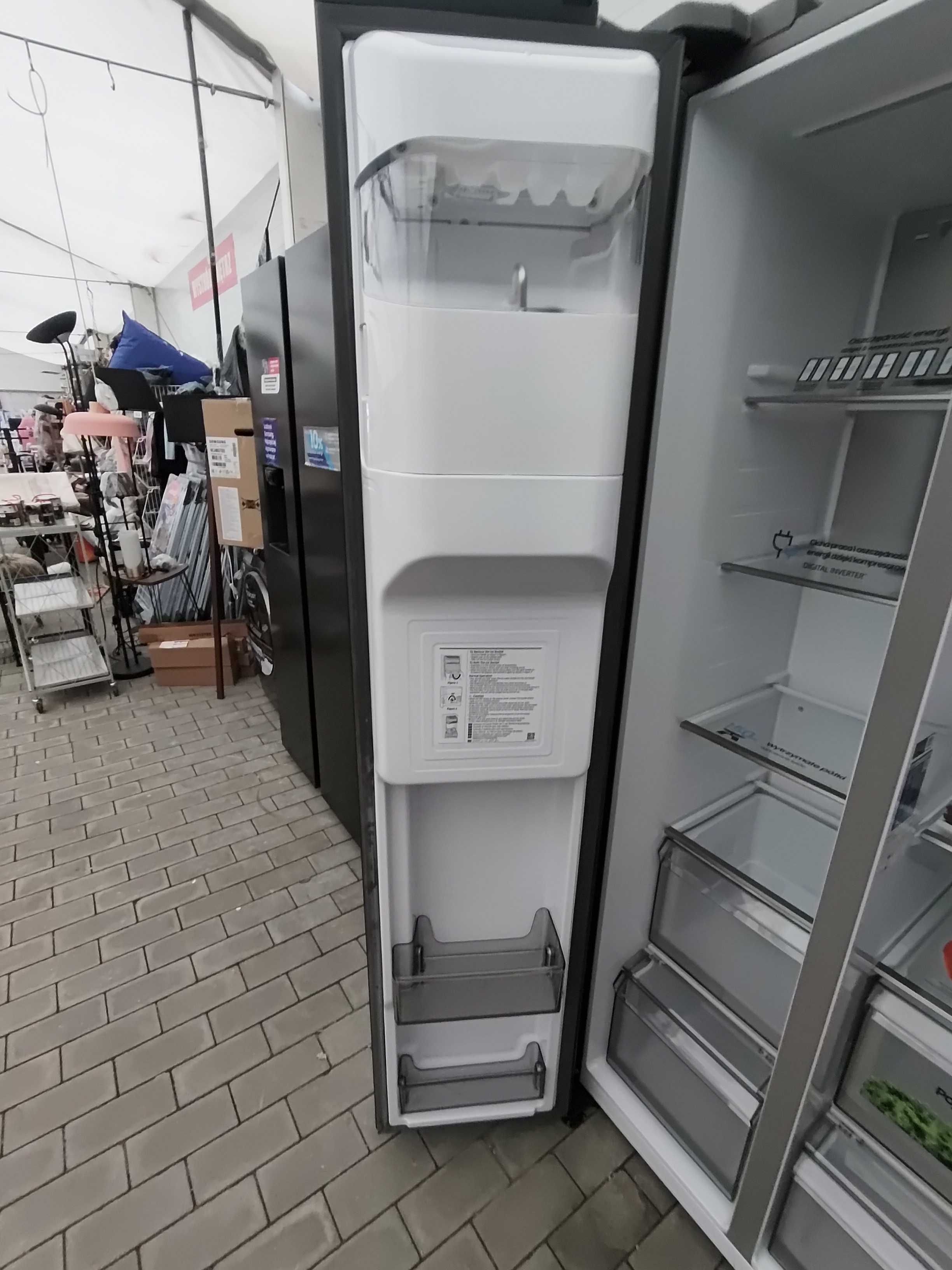 Lodówka Samsung RF65A977FSG, Multidoor, Family Hub™, 637 l NOWA