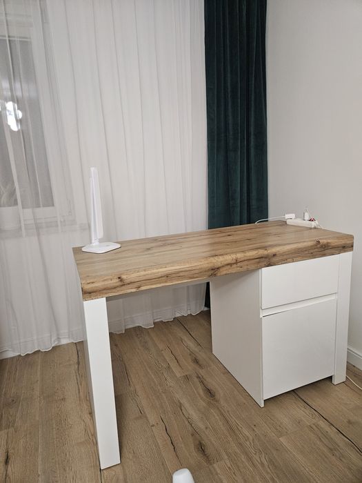 Biurko biały z drewnem Holten