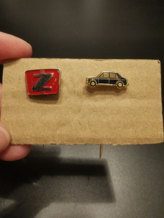 Kolekcjonerskie szpilki ZASTAVA 1100P FSO