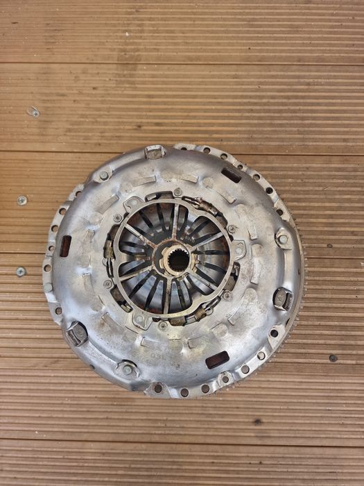 Sprzęgło 6 Biegów  VW 2.0 TDI Touran  Passat b6 VW 5  jak Nowe Wymiana