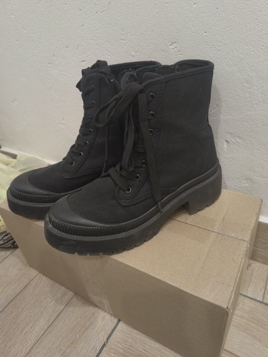 Черевики жіночі чорні
