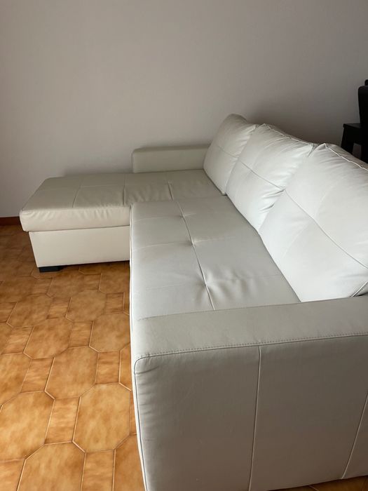 Sofá 3 lugares, c/chaise longue branco