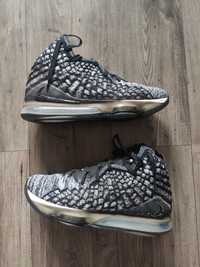 Buty Nike LeBron XVII