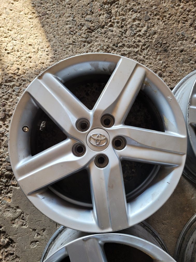 Felgi aluminiowe używane Toyota R17 5x114.3 ORYGINAŁ!