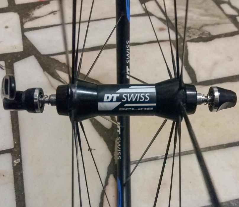 Roda Estrada DT Swiss