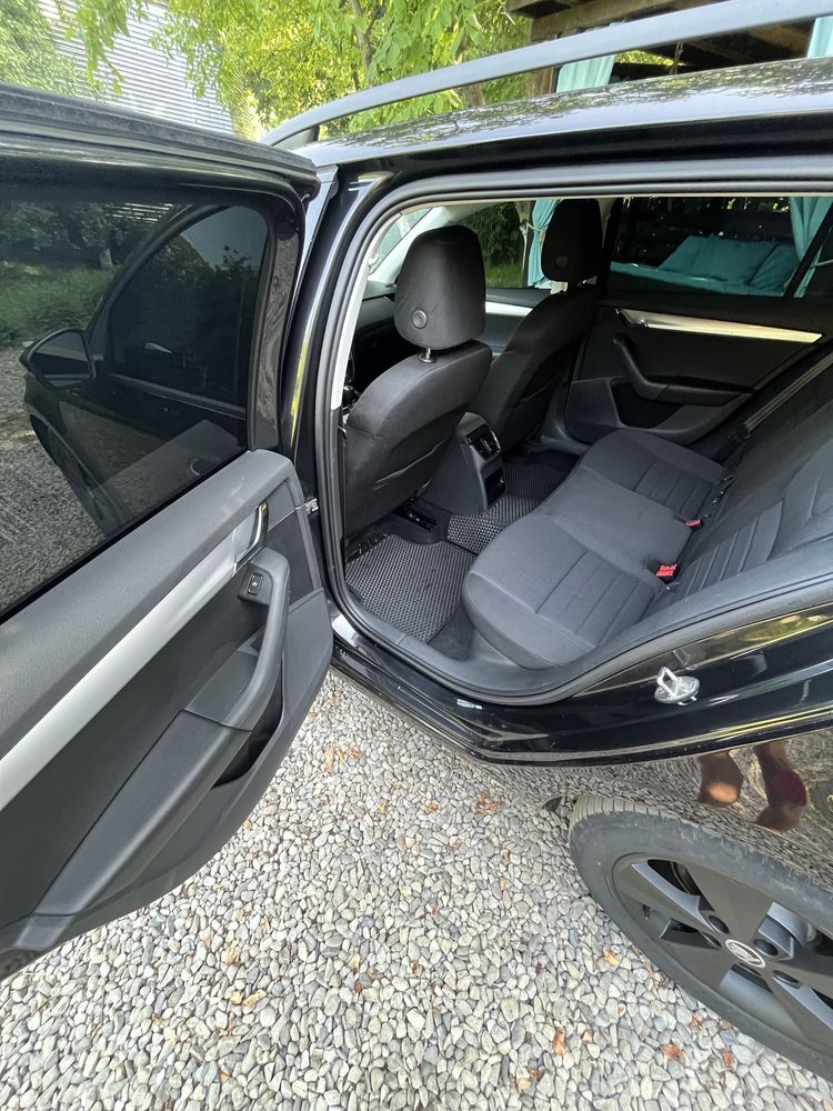 Skoda Octavia A7  2.0 дизель, автомат…