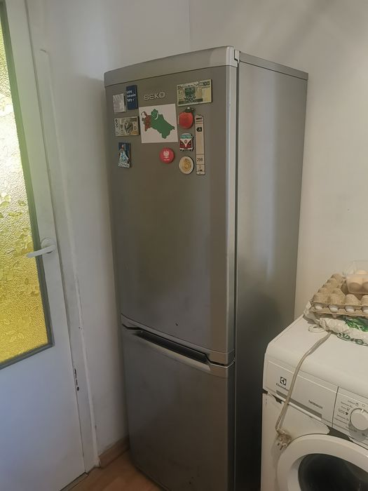 Lodówka duży BEKO stan bdb  wys. 170sm