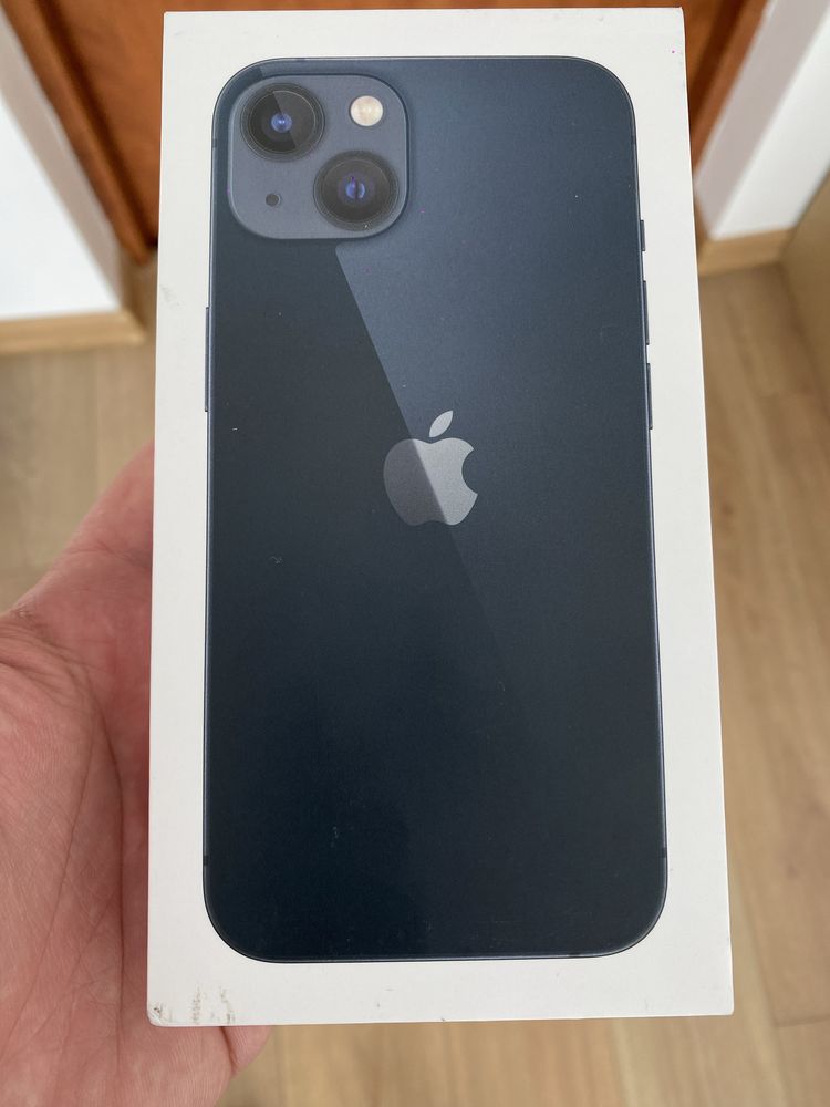 Iphone 13 128GB в кольорі Midnight,заблокований оператора Verizon(USA)