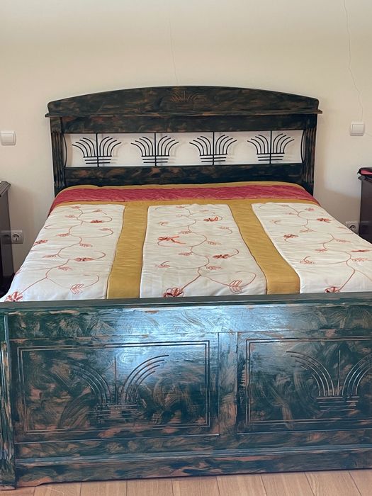 Cama de Casal Com Detalhes