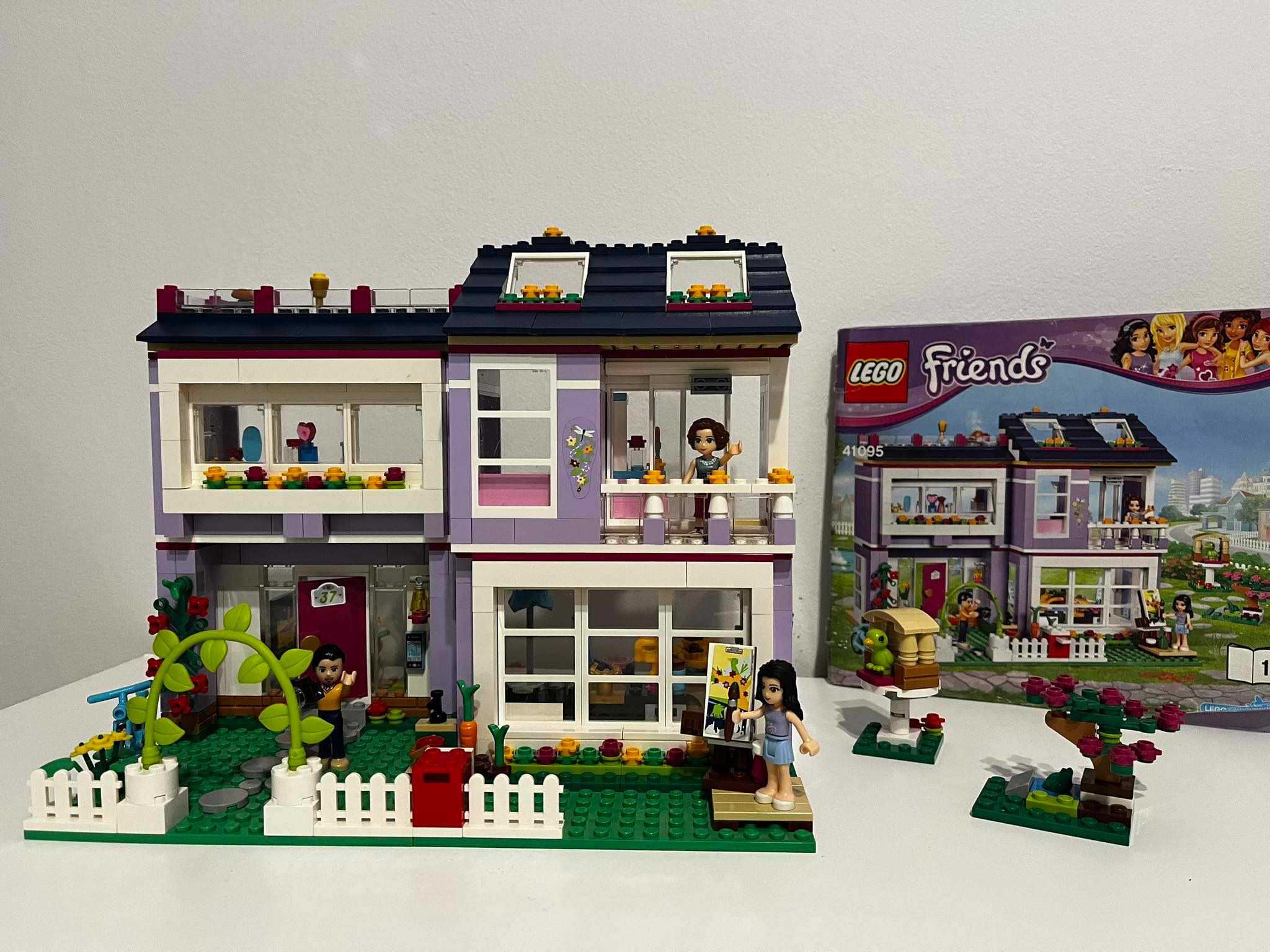 LEGO Friends - Domek Emmy - używany, stan bardzo dobry.