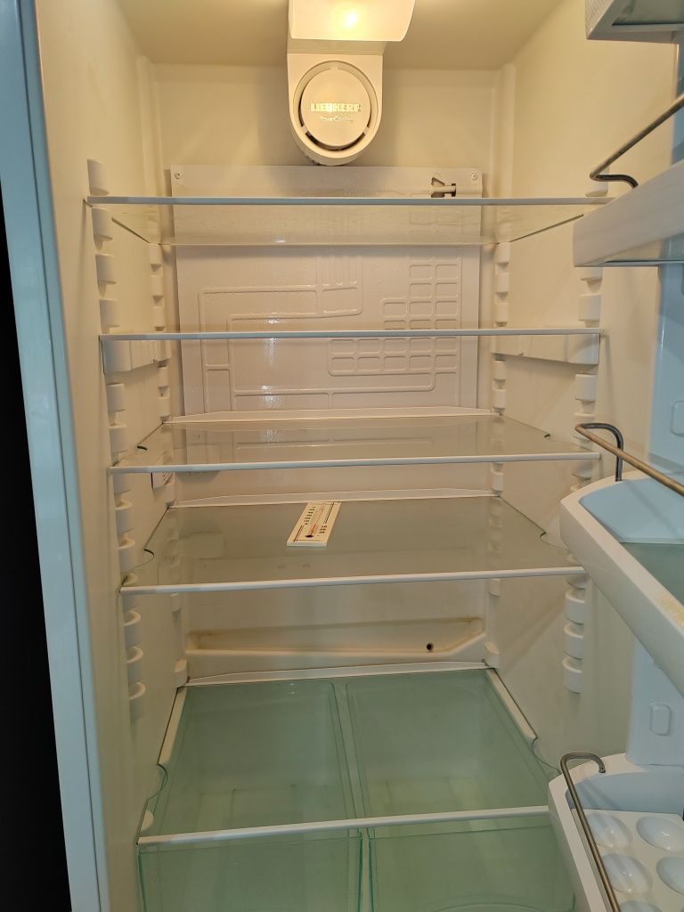 Холодильник Liebherr б. у