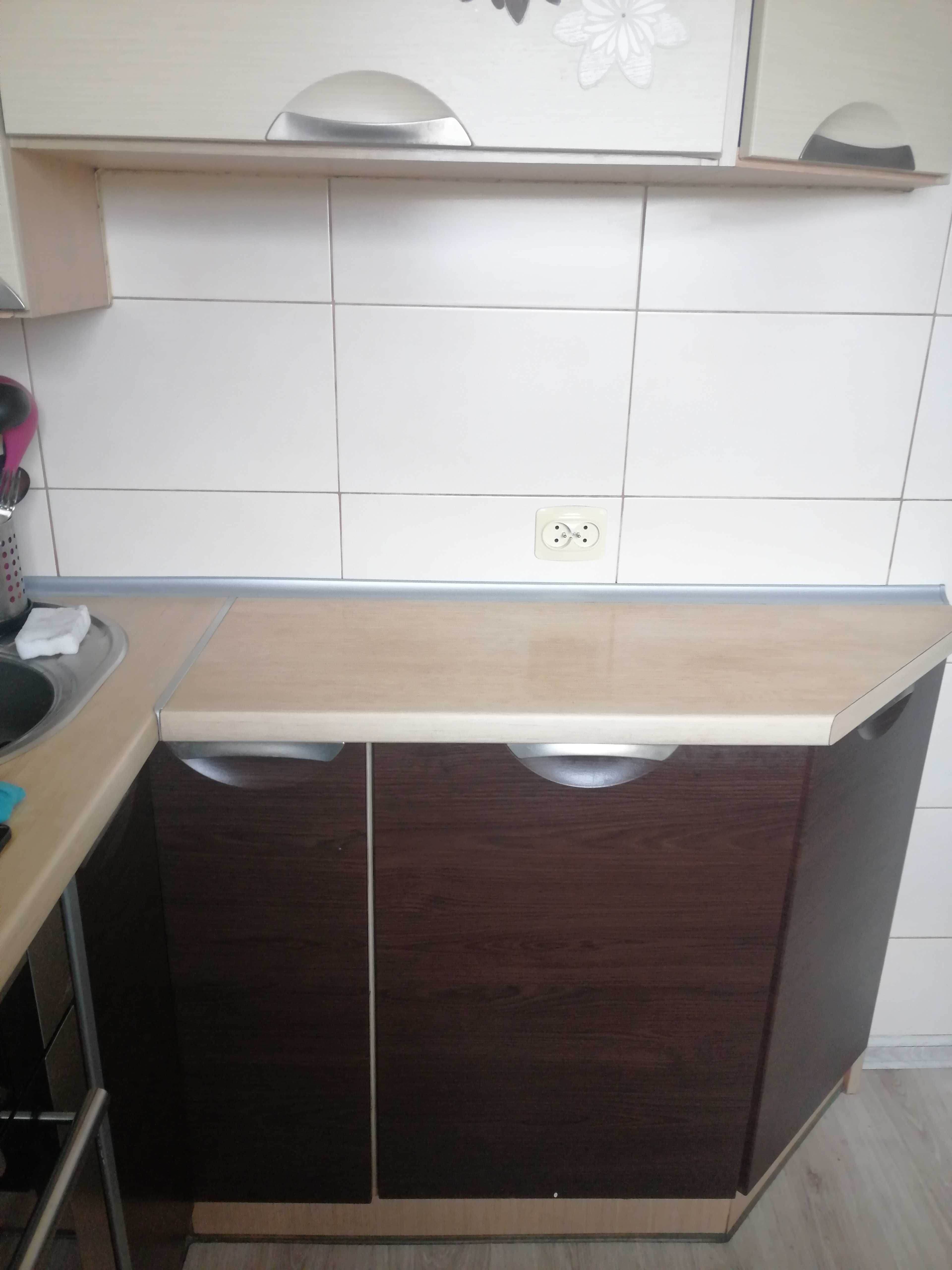 Meble kuchenne plus sprzęt AGD