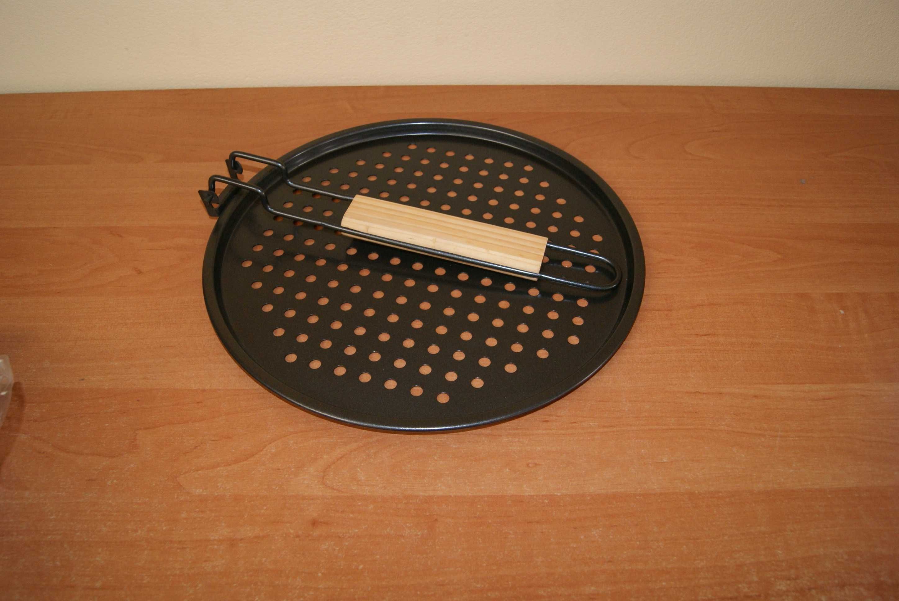 Blacha Do Grillowania Pizzy Z Rączką