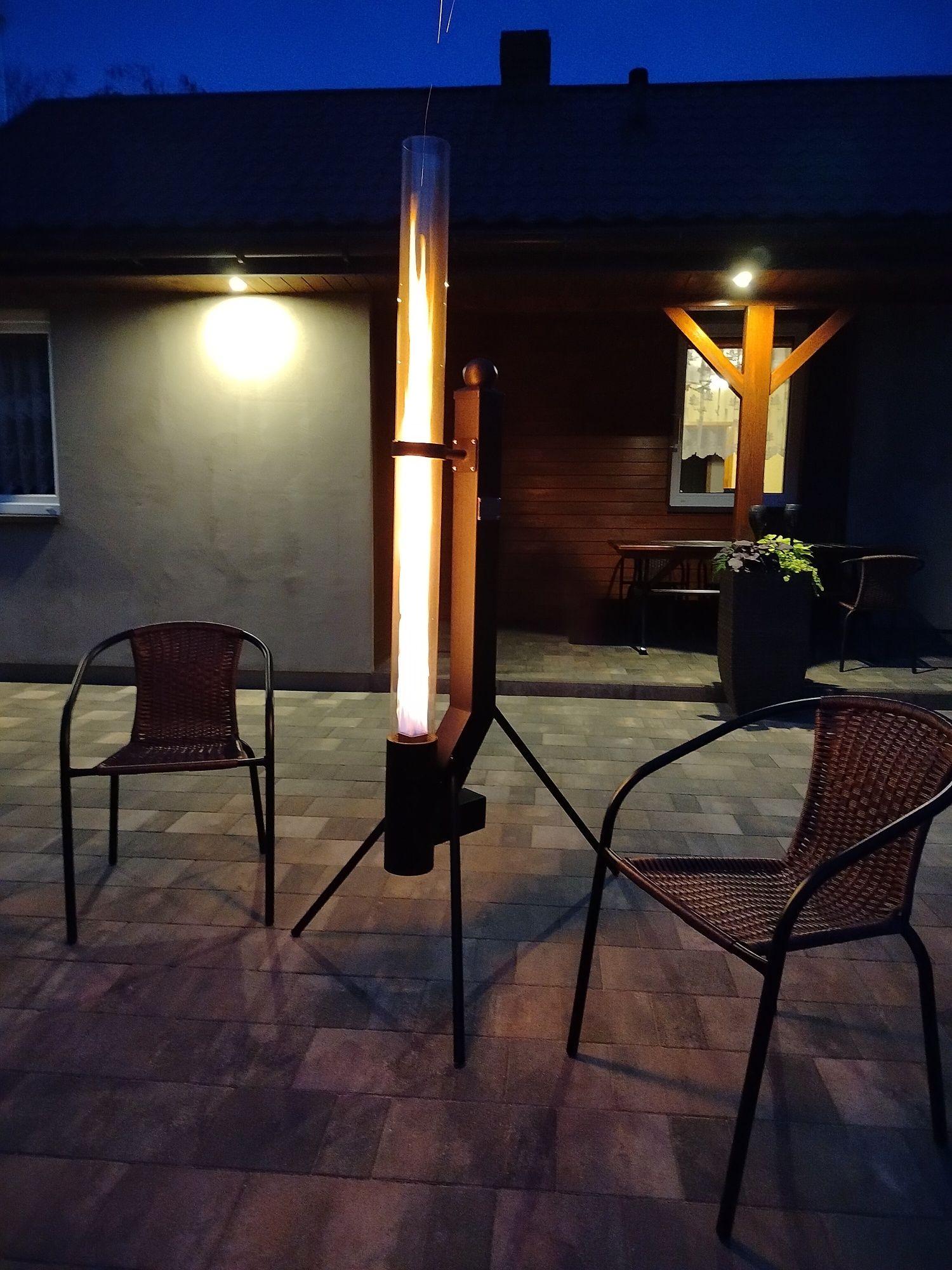 Parasol ogrzewacz ogrodowy na pellet XL