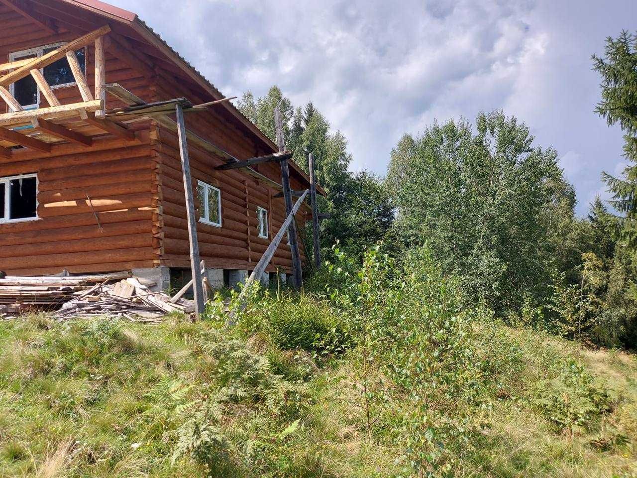 Продається будинок новий з дерева в Карпатах