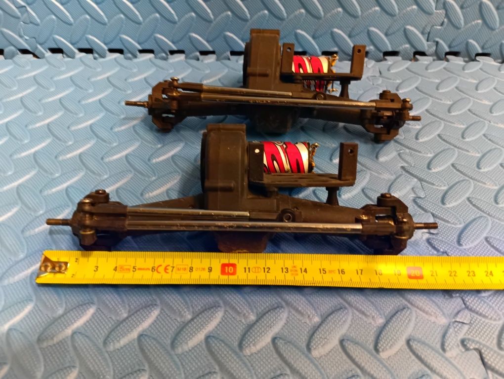 Mosty RC crawler