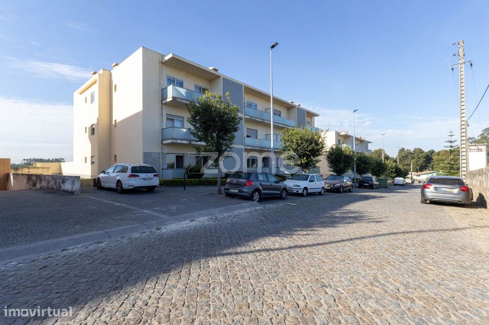 Fantástico Apartamento T2 com Box Fechada