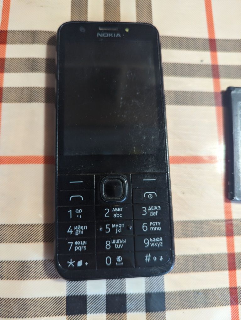 Nokia 230 dual sim залочена