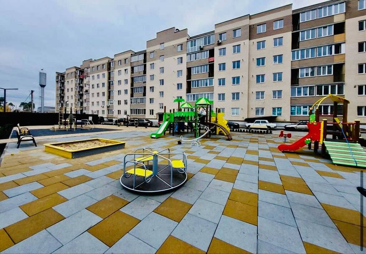 Продаж 2к квартири 57 кв. м на вул. Київська 224