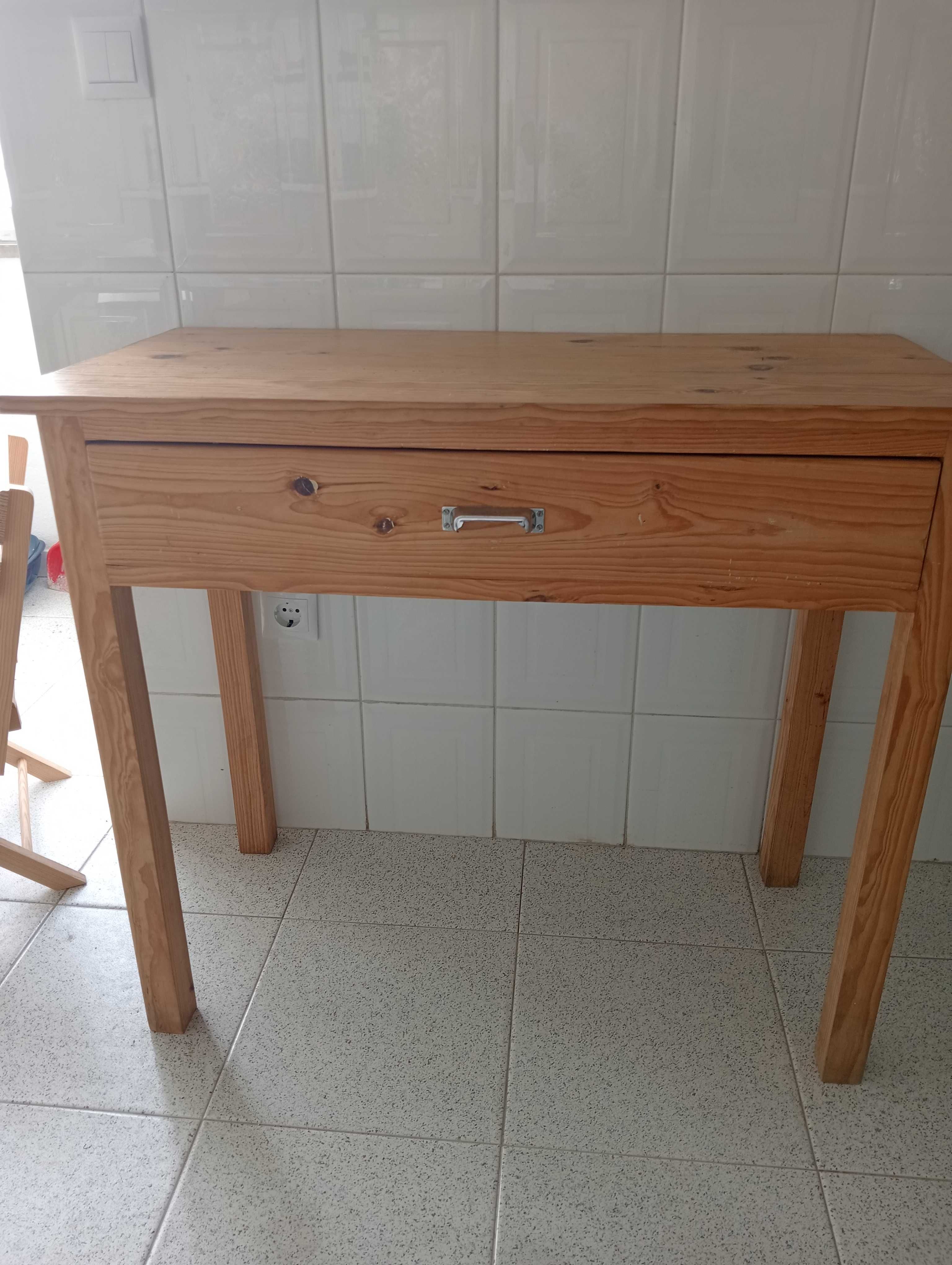 Mesa jantar madeira maciça €120