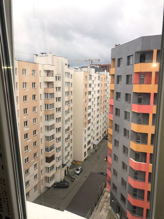 Продаж зданої 2х кімн.квартири вул.Кругла(кінець пр.Чорновола)