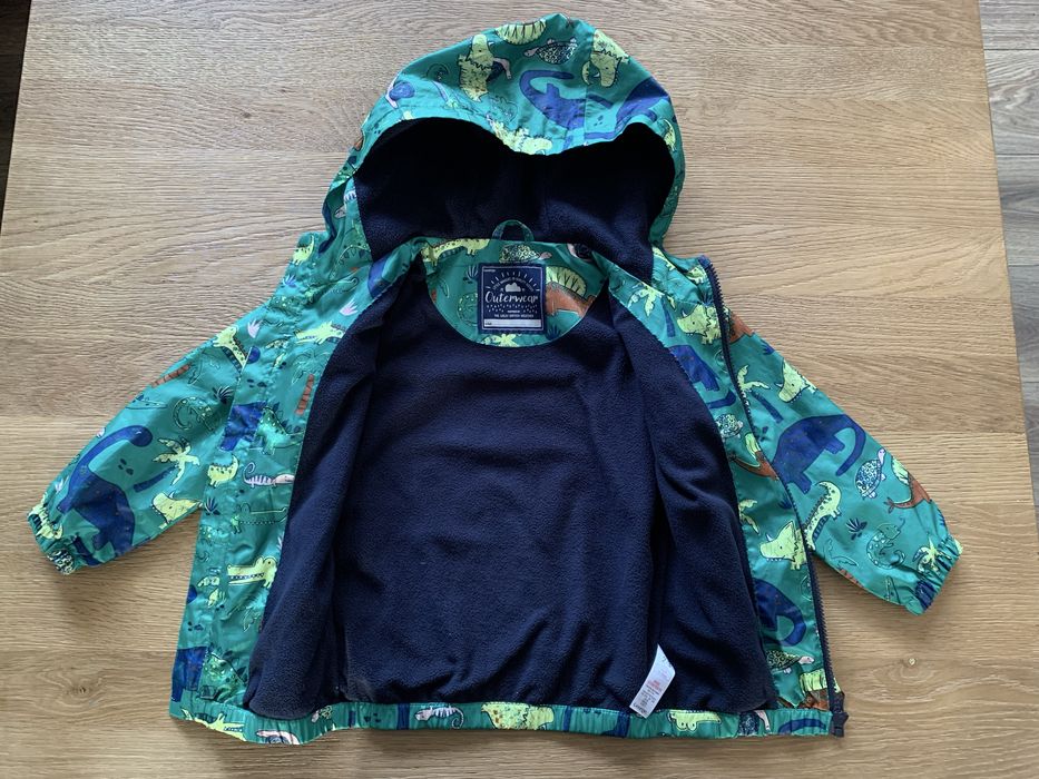 Przejściowa kurtka z dinozaurami