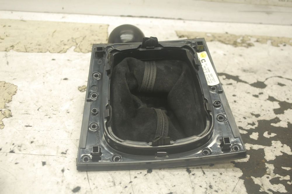 MIESZEK GAŁKA ZMIANY BIEGÓW 8P0864261D AUDI A3 8P 6 BIEGÓW
