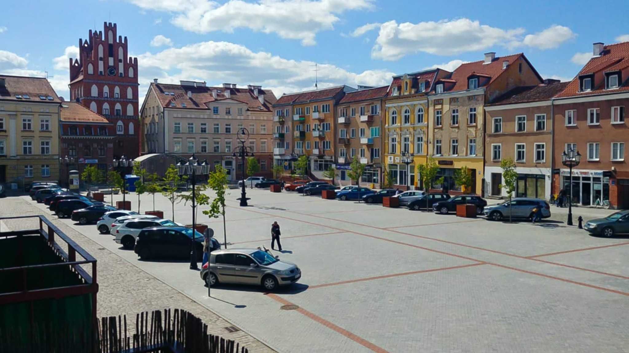 Sprzedam mieszkanie 2-pok. z balkonem, 1 piętro. – świetna lokalizacja