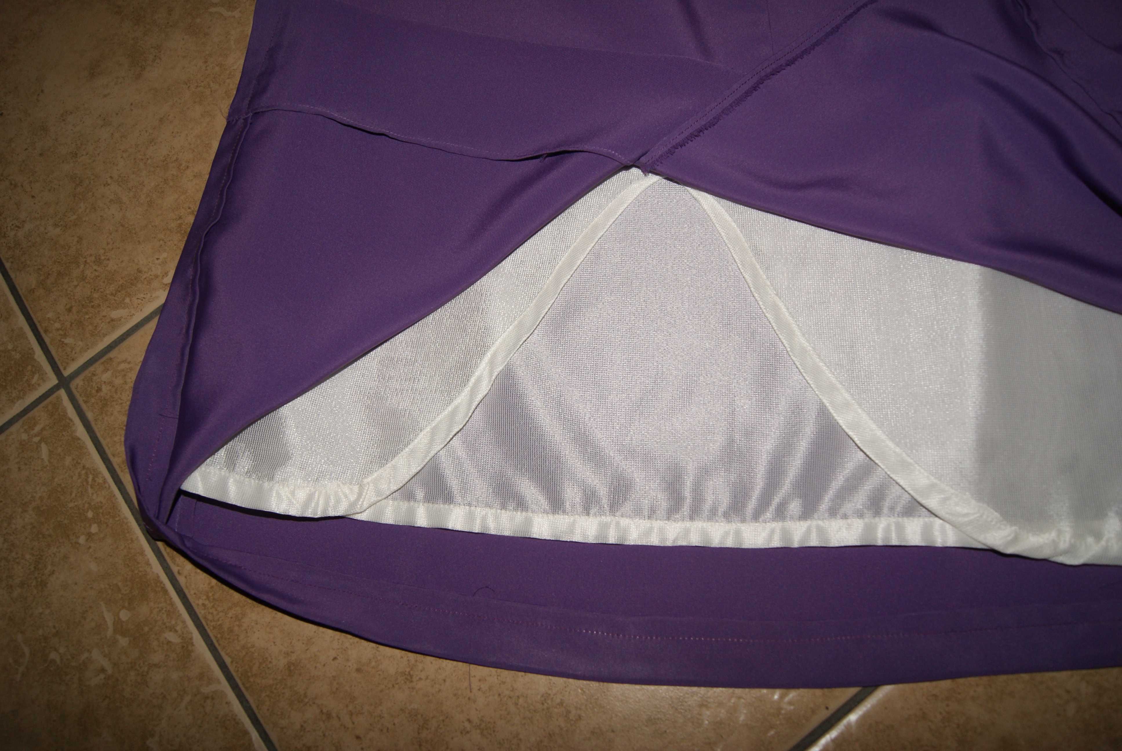 Kostium garsonka fioletowy rozmiar 40/42 L/XL