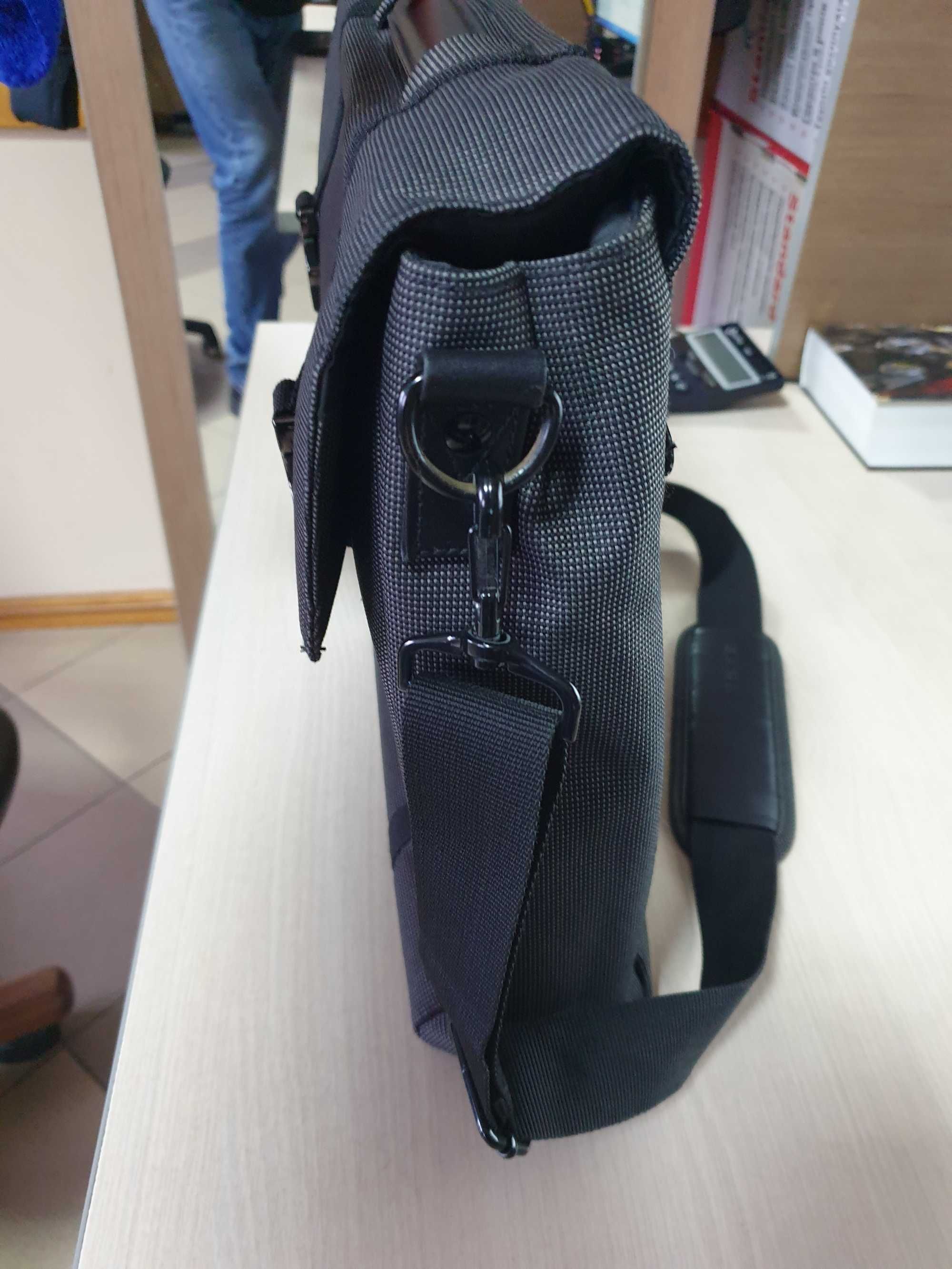 Сумка для ноутбука Asus