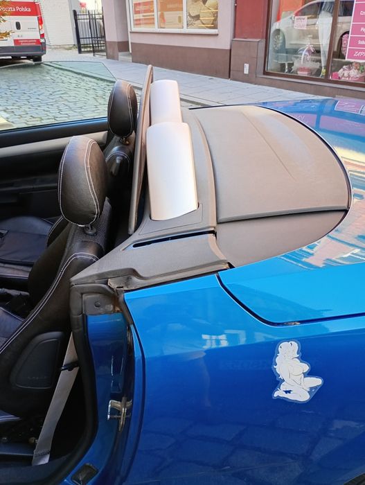 Opel Tigra kabriolet rok budowy 2004 silnikiemv1,4 benzynowym