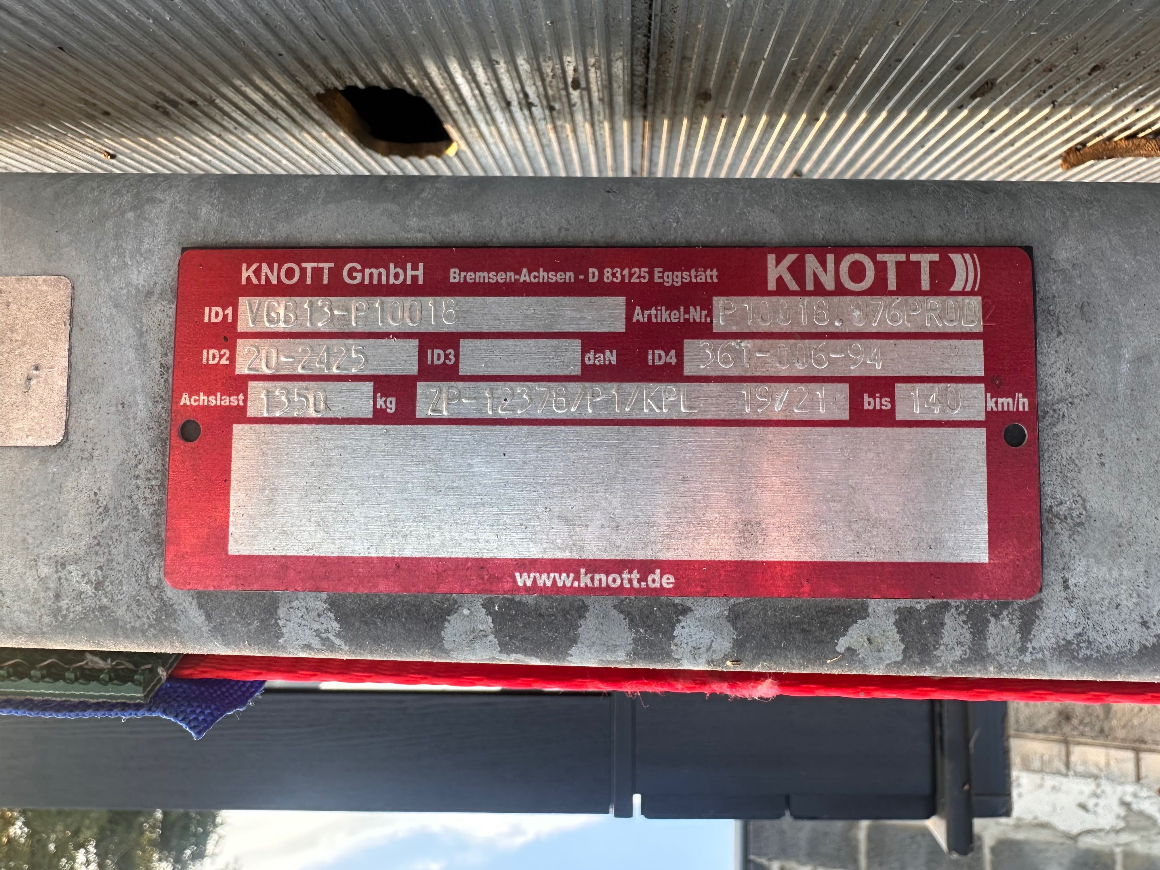 Osie Knott 3 szt obrotnica
