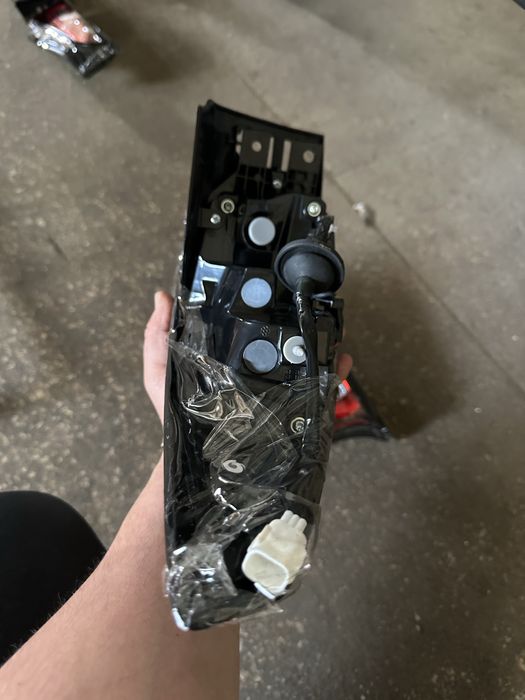 Фонарь в крило і ляду mazda cx-5 2022, 2023, 2024, 2025