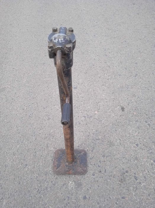 Домкрат ГАЗ 24 - 31 ,,Волга'' є доставка OLX