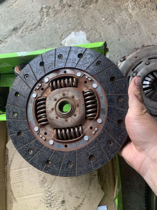 Продам комплект зчеплення б/у рено мастер 3