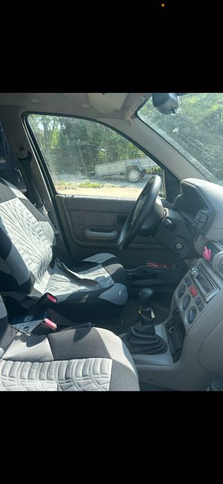 Samochód Land Rover