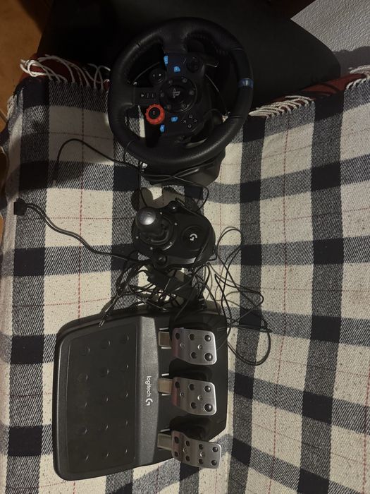 Volante logitech 29 +pedais+shifter