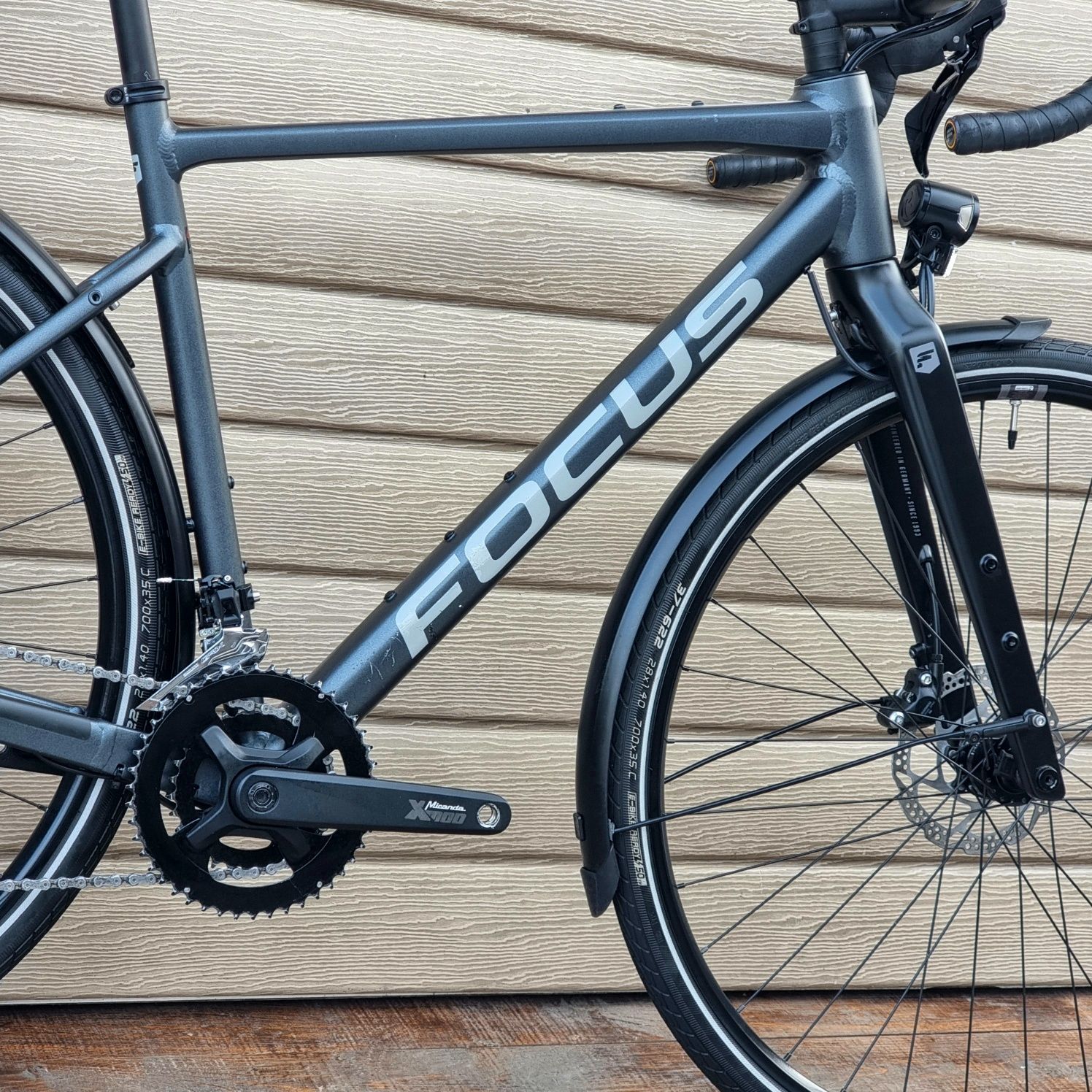 28 FOCUS Atlas GRAVEL Shimano GRX На ОСЯХ на Промах CARBON. Світло LED