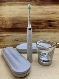 Електрична зубна щітка Philips Sonicare DiamondClean HX9332 HX9340