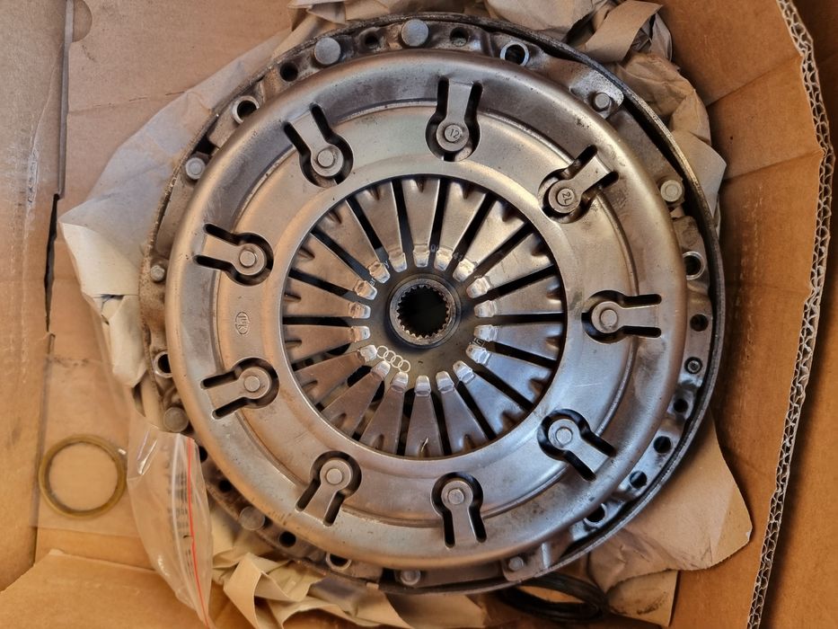 Sprzęgło A4 B6/B7 1.8T/1.9 AWX
