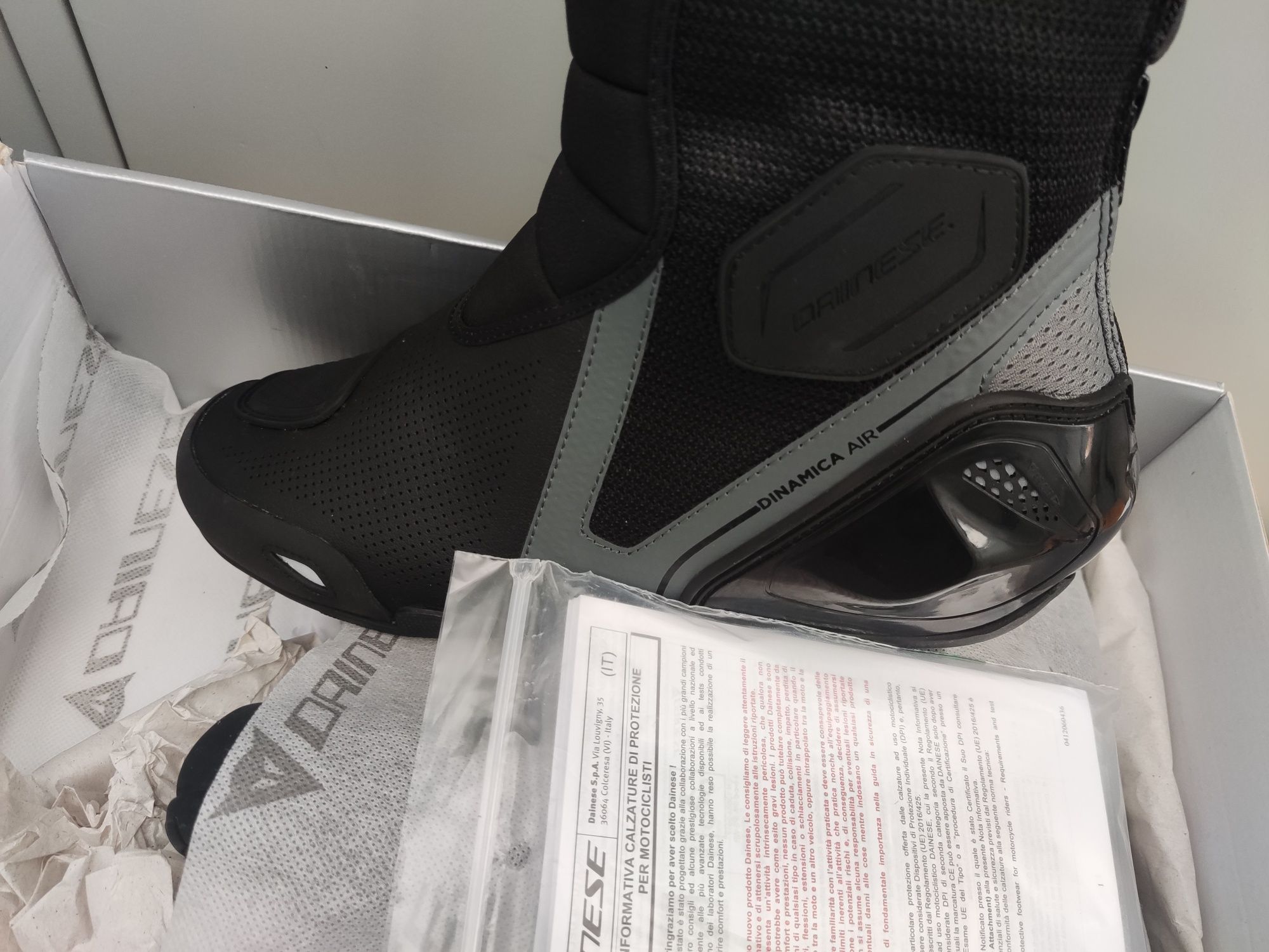 Dainese botas n40 NOVAS.